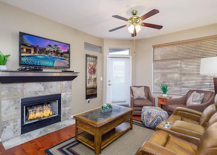 Heated Pool, Spa, Fitness Center, Location Apartment